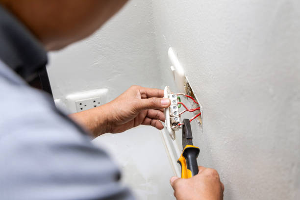 Best Affordable Emergency Electrician  in Kgsford Heights, IN